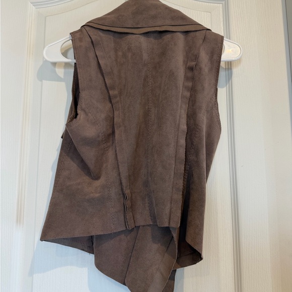 BCBGMaxAzria Taupe Sleeveless Vest - Picture 6 of 6